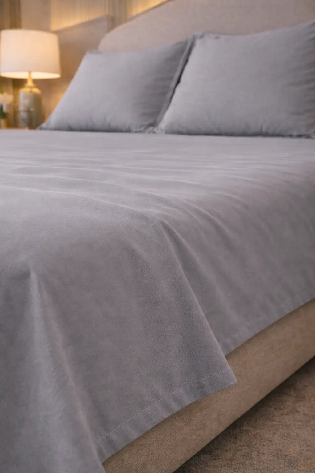 Giza Cotton Super King Sateen Bedsheet Set with 2 Pillow Covers – Ultra-Soft & Hotel-Quality Feel