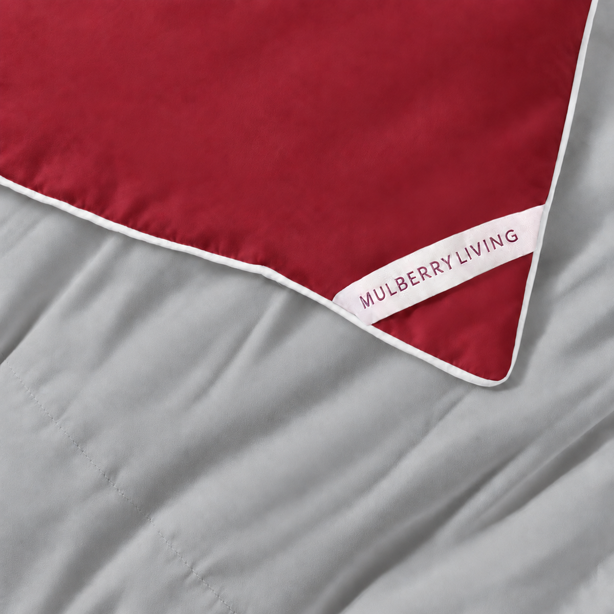 Dual Essence 150 GSM Reversible Comforter