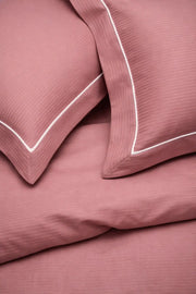 Luxury Super King Sateen Elastic Fitted Bedsheet Set – Fine Linear Stripes with 2 Pillow Covers
