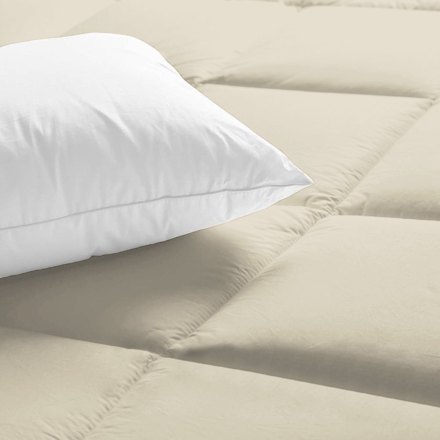 Dual Essence 150 GSM Reversible Comforter