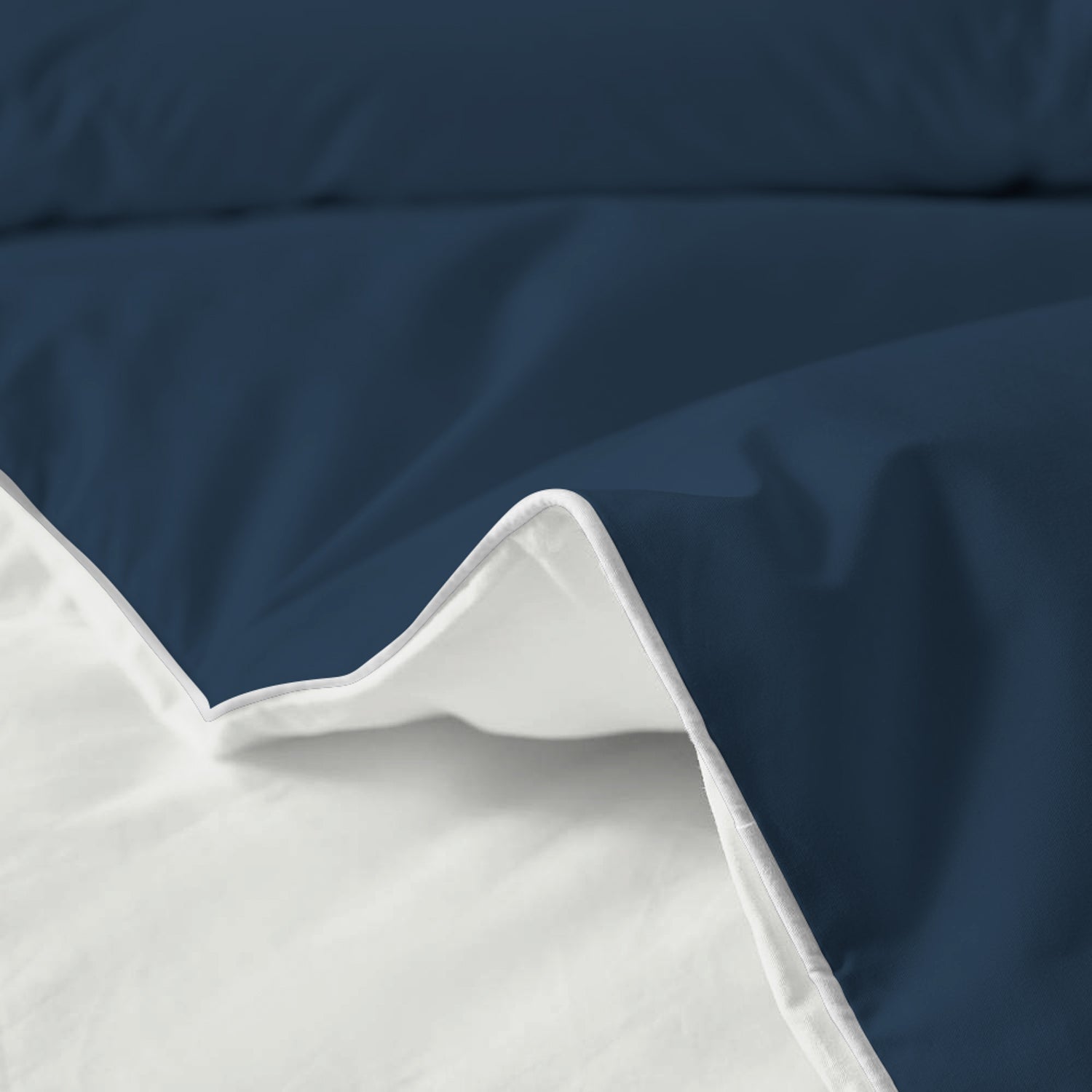 Dual Essence 150 GSM Reversible Comforter