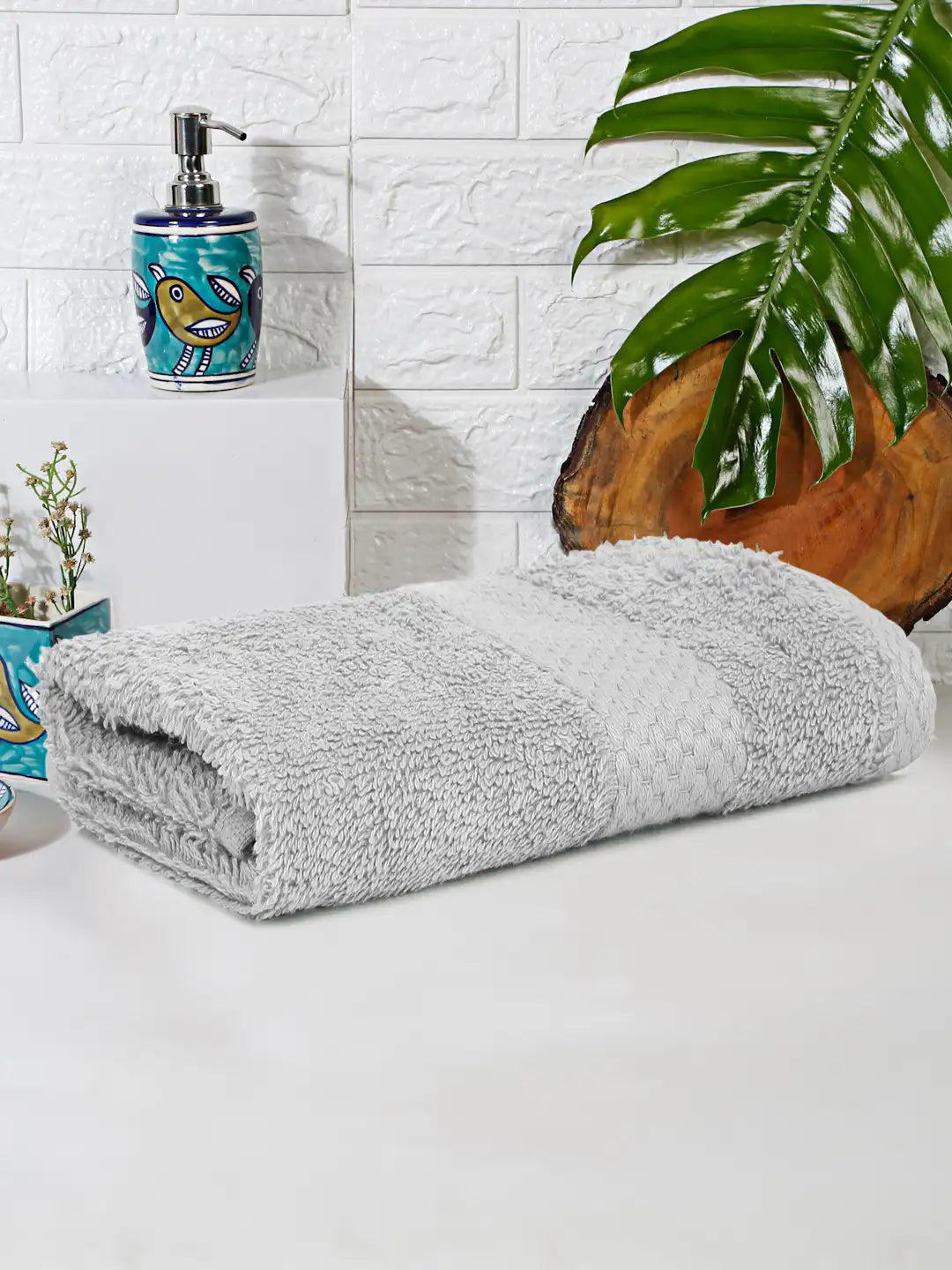 Terry Luxe Bath Towel - Ultra Soft, Lightweight, 550 GSM