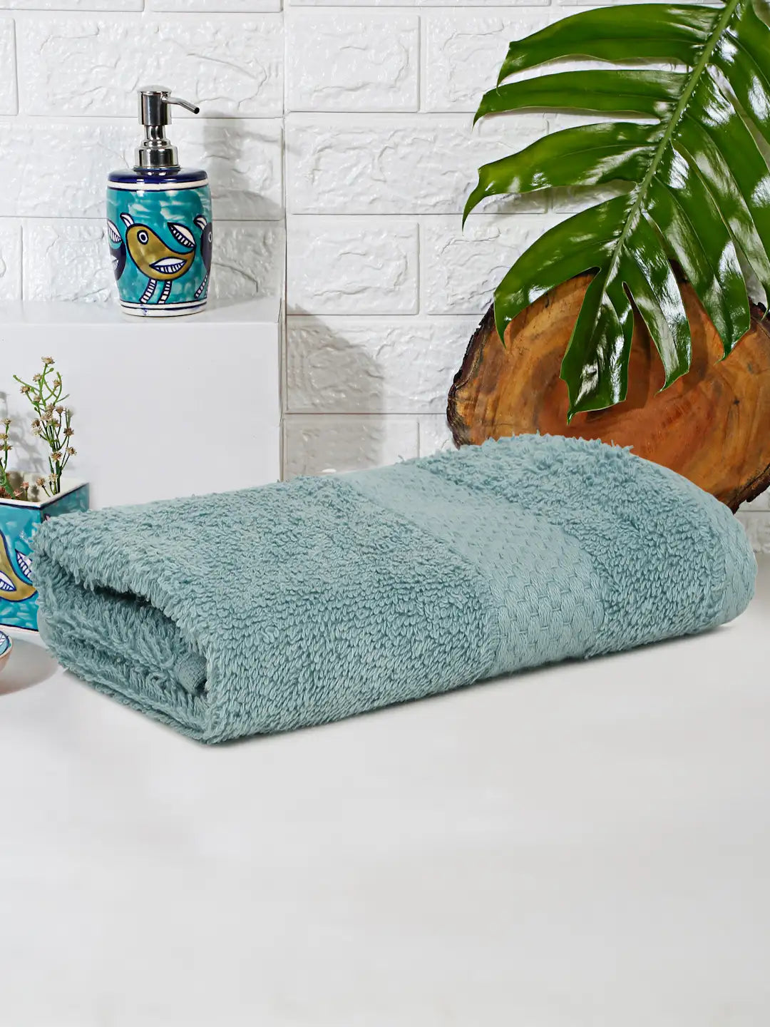 Terry Luxe Bath Towel - Ultra Soft, Lightweight, 550 GSM